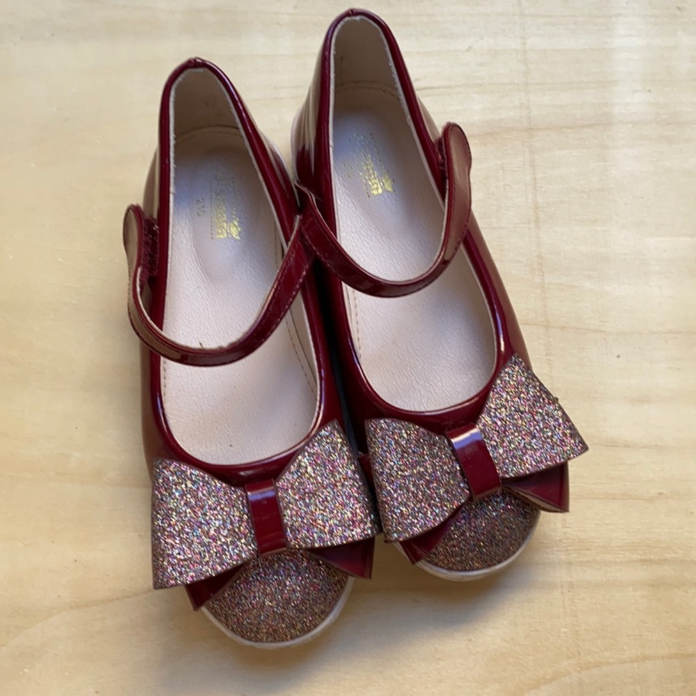 Girls Mary Jane shoes velcro